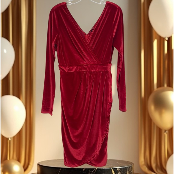 NEW Jay Jay Brand Deep Cranberry long sleeve v neck pleated velour bodycon dress - Picture 2 of 16